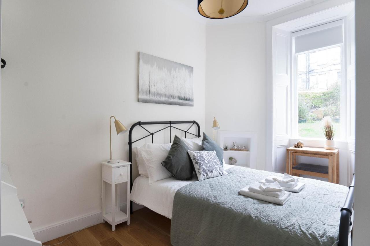 Апартаменты Meadowbank 3-bed Эдинбург